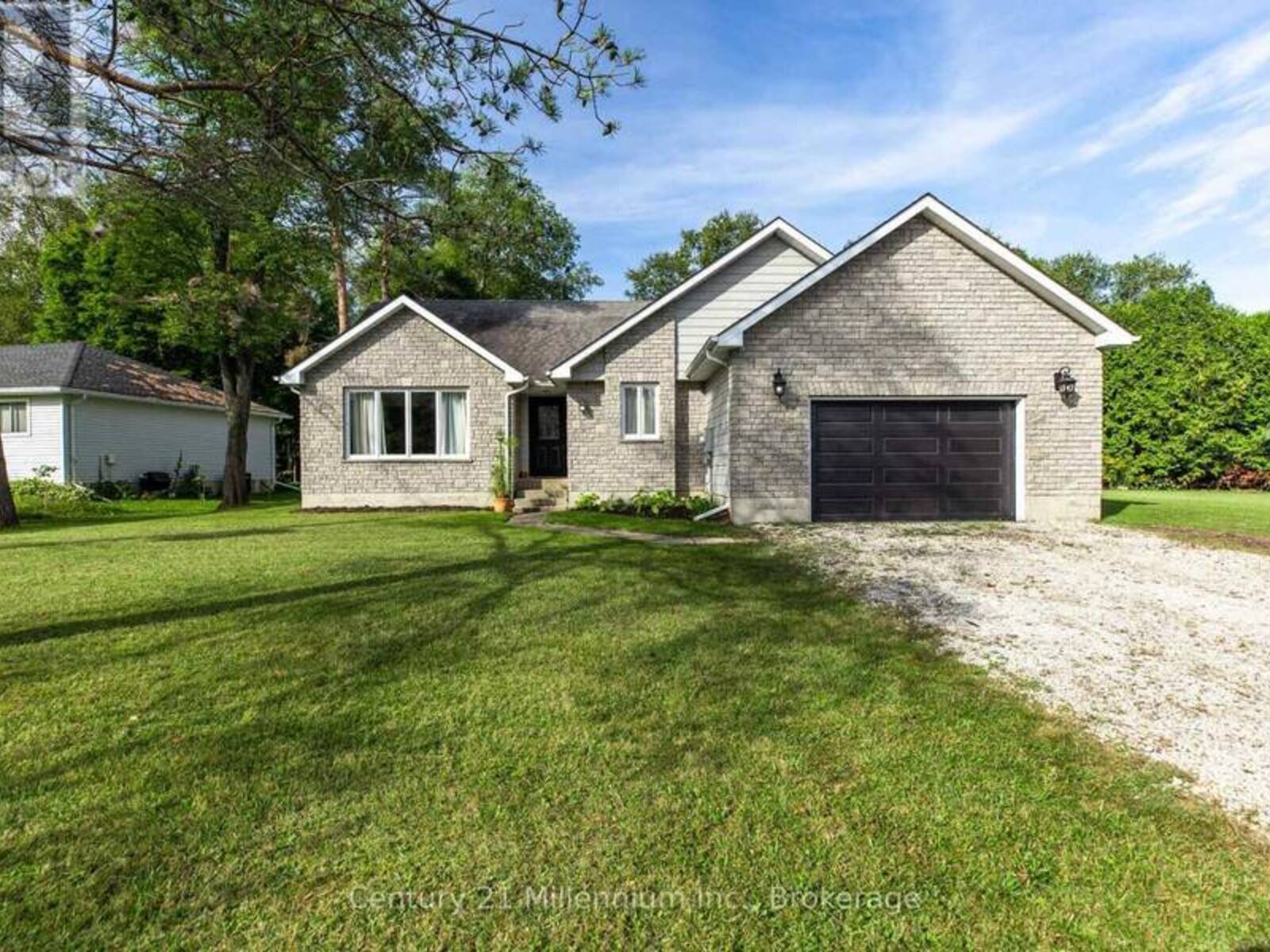 103 DORENA CRESCENT, Sauble Beach, Ontario N0H 2G0