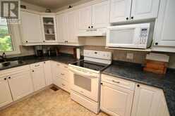 8 BROCK STREET | Tobermory Ontario | Slide Image Thirteen