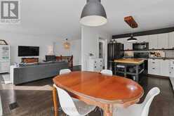 2 RED OAK DRIVE | Wasaga Beach Ontario | Slide Image Nineteen