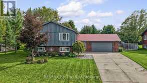 2 RED OAK DRIVE | Wasaga Beach Ontario | Slide Image One