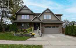 15 SWEETBRIAR DRIVE | Kitchener Ontario | Slide Image One