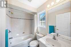 75 GREEN BRIAR DRIVE | Collingwood Ontario | Slide Image Seventeen