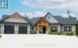28 LAKESIDE WOODS CRESCENT | Port Elgin Ontario | Slide Image Four