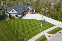 28 LAKESIDE WOODS CRESCENT | Port Elgin Ontario | Slide Image Three