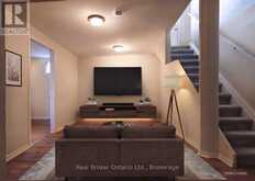 342 FLEMING DRIVE | London Ontario | Slide Image Thirty