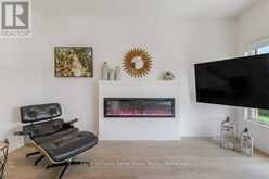 48 MACALISTER BOULEVARD | Guelph Ontario | Slide Image Eight