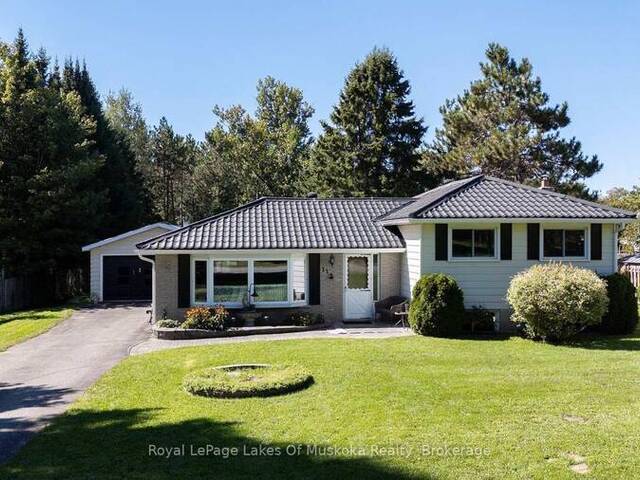 11 PINE STREET Bracebridge Ontario, P1L 1L1 - 3 Bedrooms Home For Sale