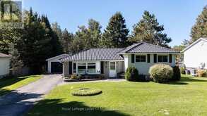 11 PINE STREET | Bracebridge Ontario | Slide Image One