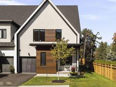 7 RICE LANE ROAD Orillia Ontario, L3V 1C5