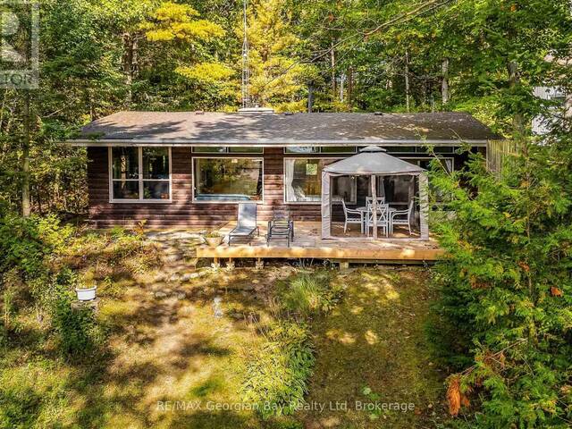 100 NOTTAWAGA DRIVE Tiny Ontario, L0L 2J0 - 3 Bedrooms Waterfront Home For sale