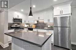 541 TENTH STREET | Collingwood Ontario | Slide Image Nine