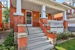 341 ONTARIO STREET | Stratford Ontario | Slide Image Six