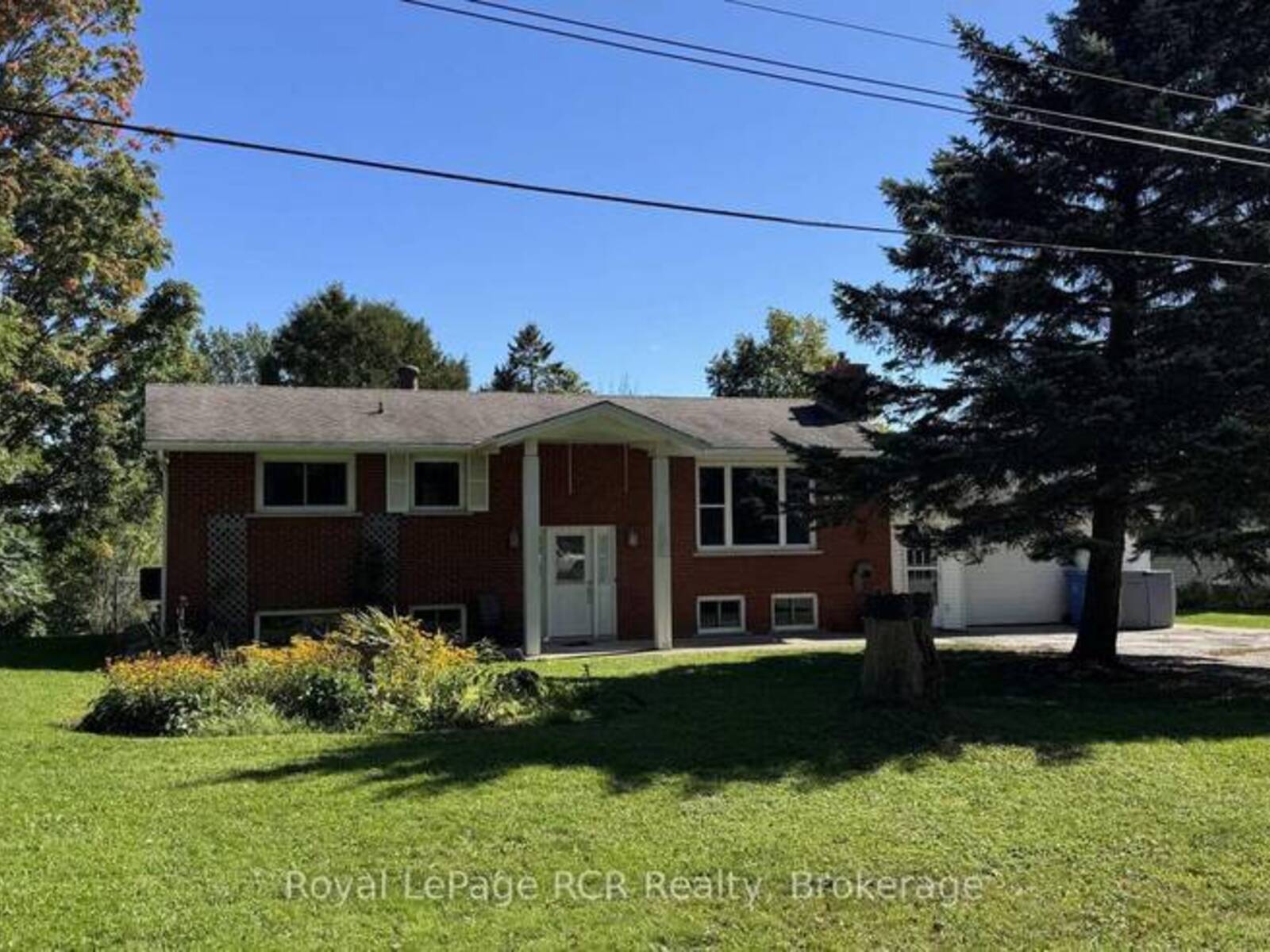 105 MAPLE GROVE LANE, Georgian Bluffs, Ontario N4K 0G2