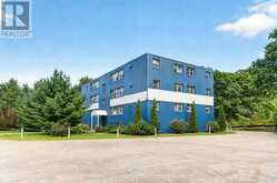6 - 118 ISABELLA STREET | Parry Sound Ontario | Slide Image Two