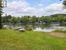 25 COLE POINT TRAIL | McKellar Ontario | Slide Image Three