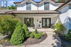 6 RENFREW PLACE | Guelph Ontario | Slide Image Three