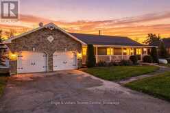 172 QUEENS BUSH DR DRIVE | Meaford Ontario | Slide Image Three