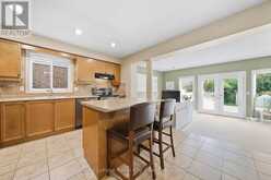82 LYNCH CIRCLE | Guelph Ontario | Slide Image Nine