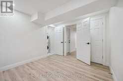 148 CLAIRFIELDS DRIVE W | Guelph Ontario | Slide Image Thirty-three