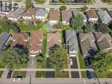 148 CLAIRFIELDS DRIVE W | Guelph Ontario | Slide Image Forty