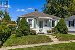 740 5TH STREET E | Owen Sound Ontario | Slide Image One