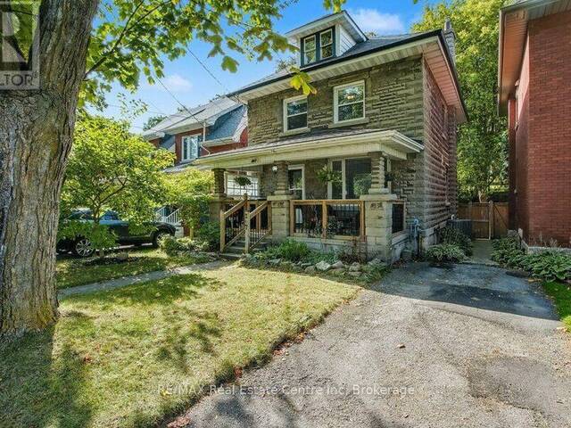 207 WATERLOO AVENUE Guelph Ontario, N1H 3J4 - 3 Bedrooms Home For Sale