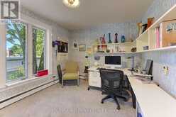 204 DELAMERE AVENUE | Stratford Ontario | Slide Image Thirty