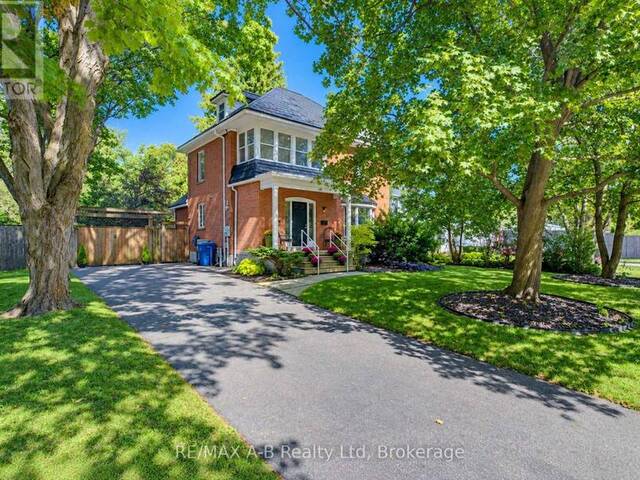204 DELAMERE AVENUE Stratford Ontario, N5A 4Z5 - 4 Bedrooms Home For Sale
