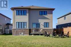5 AUTUMN DRIVE | Wasaga Beach Ontario | Slide Image Thirty-four