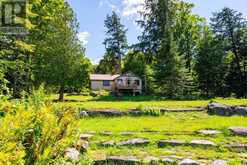 1521 OLD HWY 117 | Baysville Ontario | Slide Image Thirty-four