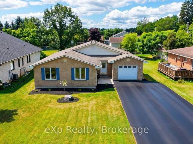 1103 MARIETTA STREET Howick Ontario, N0G 2X0 - 6 Bedrooms Home For Sale