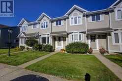 8 - 160 MORPETH STREET | Southampton Ontario | Slide Image Three