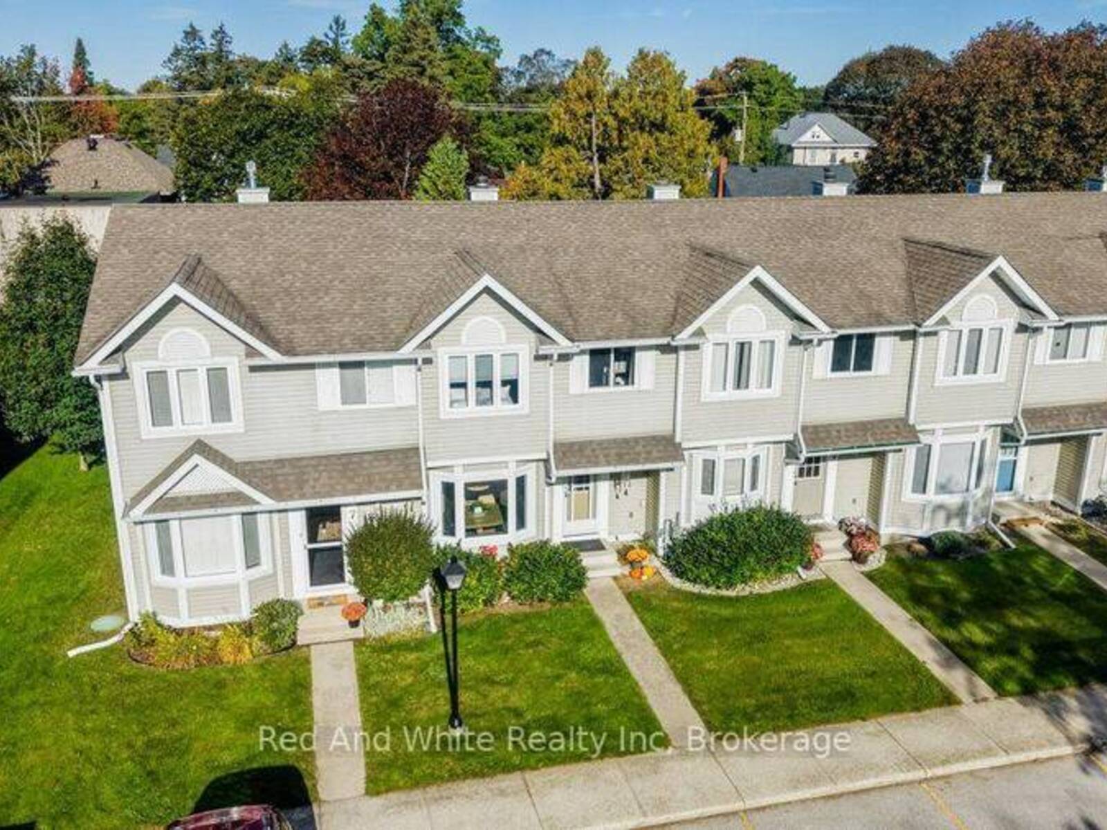 8 - 160 MORPETH STREET, Southampton, Ontario N0H 2L0