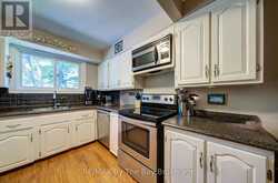 1693 RIVER ROAD W | Wasaga Beach Ontario | Slide Image Nine