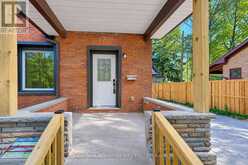 18 MIEHM PLACE | Kitchener Ontario | Slide Image Five
