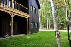 20 COLLINS COURT | Huntsville Ontario | Slide Image Eleven