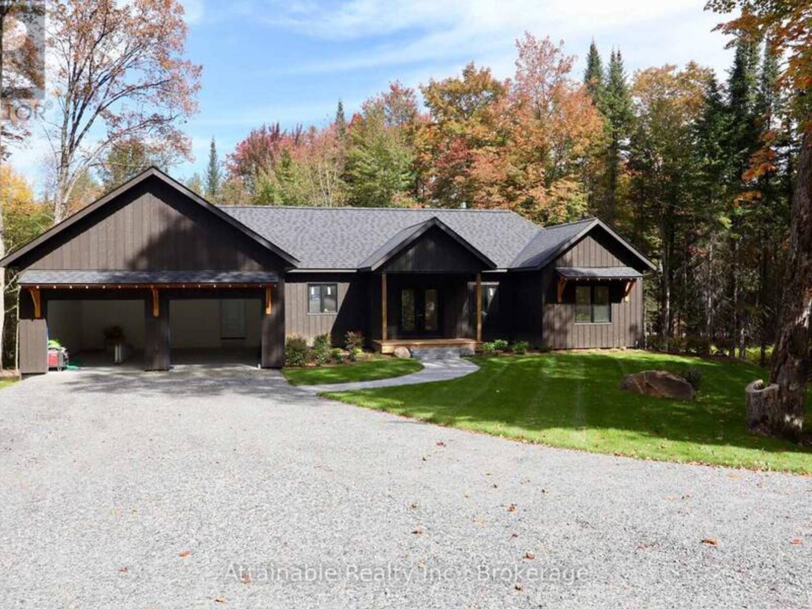 20 COLLINS COURT, Huntsville, Ontario P0B 1M0