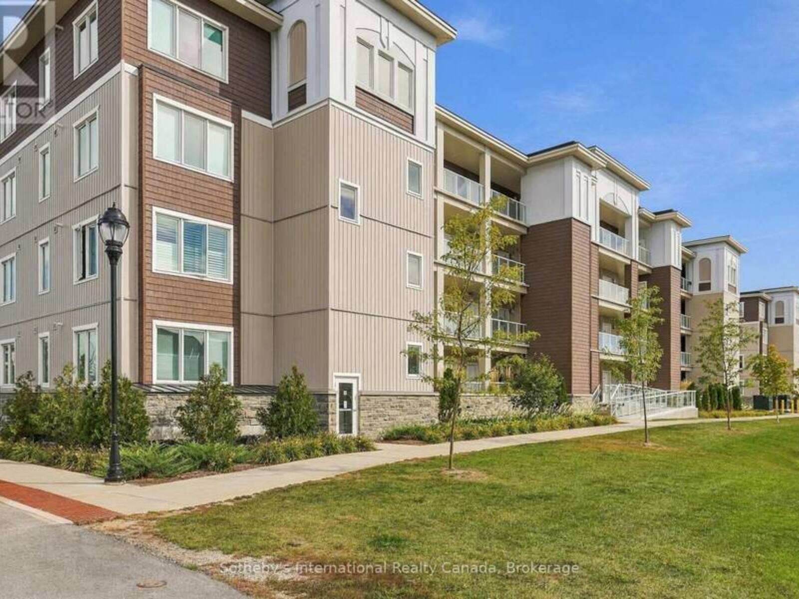 206 - 17 SPOONER CRESCENT, Collingwood, Ontario L9Y 1T3