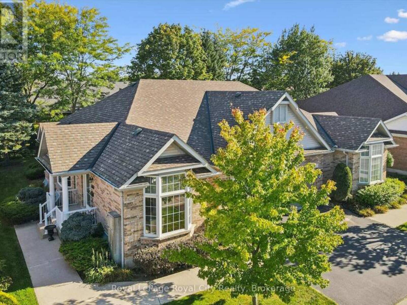 11 HONEYSUCKLE DRIVE, Guelph, Ontario N1G 4X7