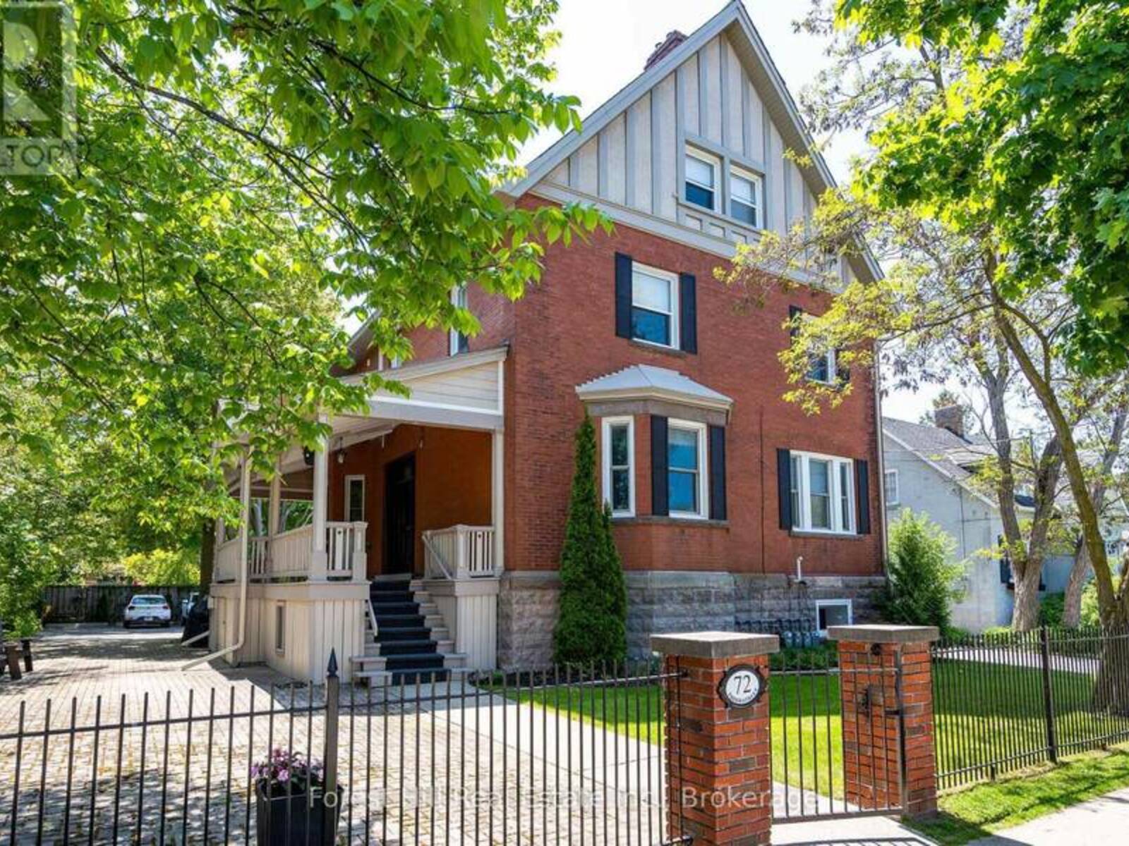 72 THIRD STREET, Collingwood, Ontario L9Y 1K5