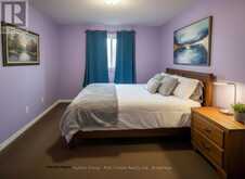 18 MODERWELL STREET | Stratford Ontario | Slide Image Seven