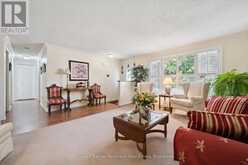 120 LANDREX BOULEVARD | Guelph-Eramosa Ontario | Slide Image Seven