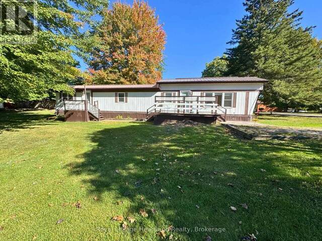 62 CLYDE STREET Huron East Ontario, N0G 1G0 - 2 Bedrooms Home For Sale