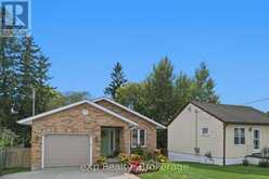 565 9TH STREET | Hanover Ontario | Slide Image Two