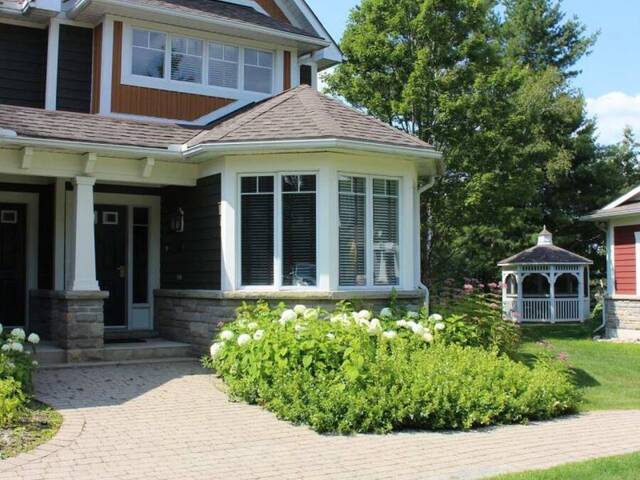 V 14 W 3 - 1020 BIRCH GLEN ROAD Baysville Ontario, P0B 1A0 - 3 Bedrooms Waterfront Home For sale