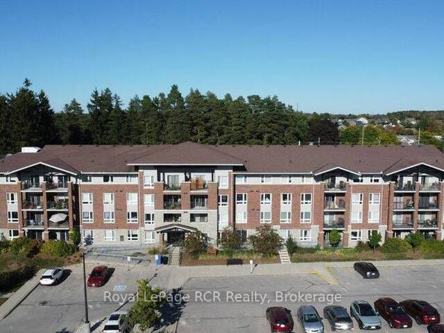 214 - 645 ST DAVID STREET S Fergus Ontario, N1M 0A9 - 2 Bedrooms Condo For Sale