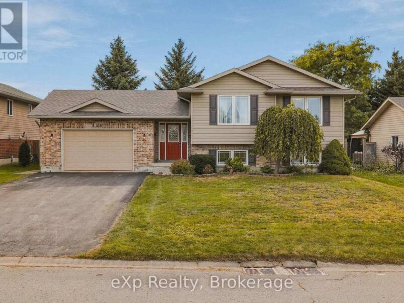 235 KENZIE ROAD, Mount Forest, Ontario N0G 2L2