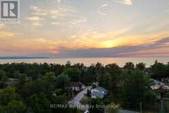 83 OLD MOSLEY STREET | Wasaga Beach Ontario | Slide Image Four