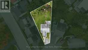 9 ELIZABETH COURT | Parry Sound Ontario | Slide Image Five