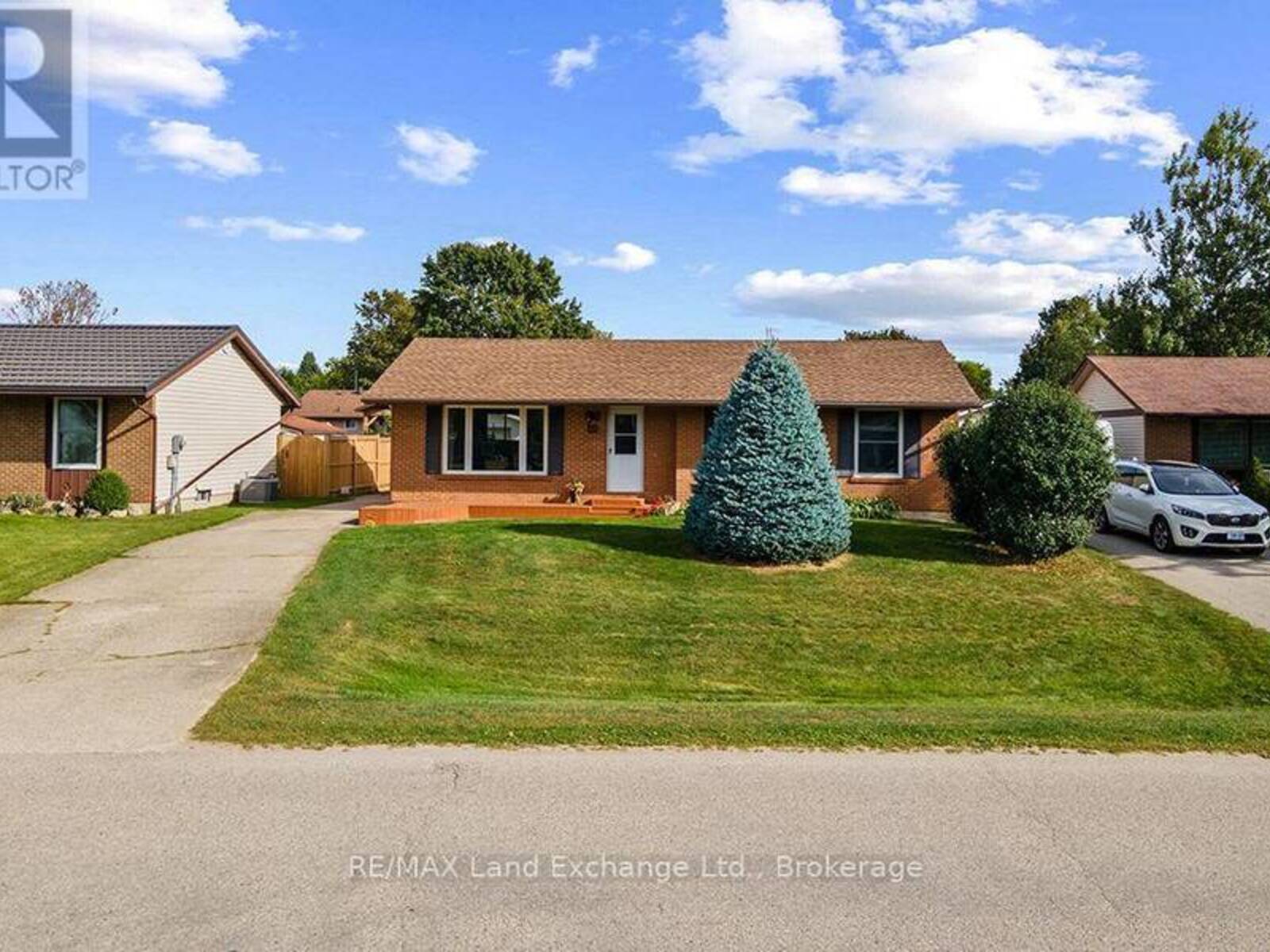 477 RIDGE STREET, Port Elgin, Ontario N0H 2C1